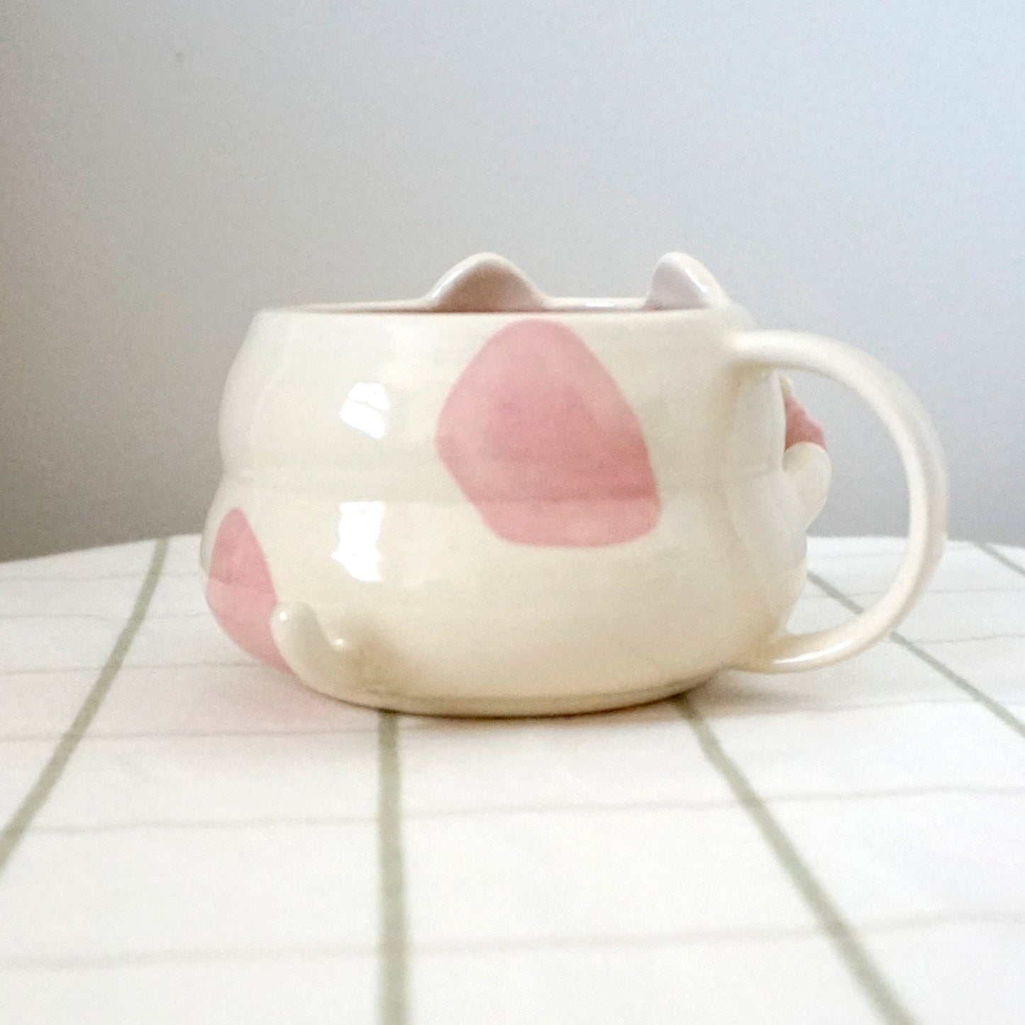 Kitty (strawberry milk) mug